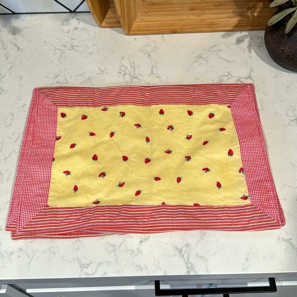Homemade strawberry yellow red placemats 6, cottagecore grannycore retro 18"x12"